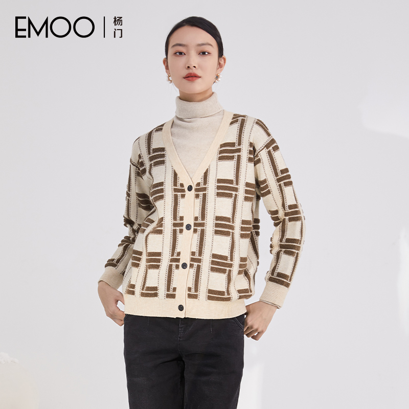 EMOO/杨门长袖针织衫女套头上衣冬季格纹中高领毛衣E43A041376