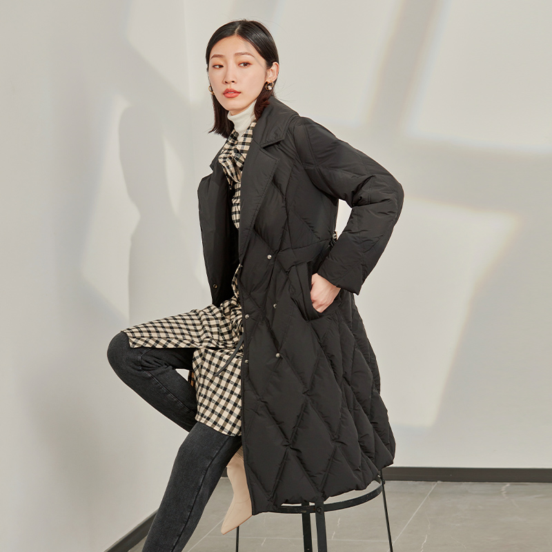 EMOO/杨门中长款羽绒服女黑色外套白鸭绒2023冬装新款E42Y039071