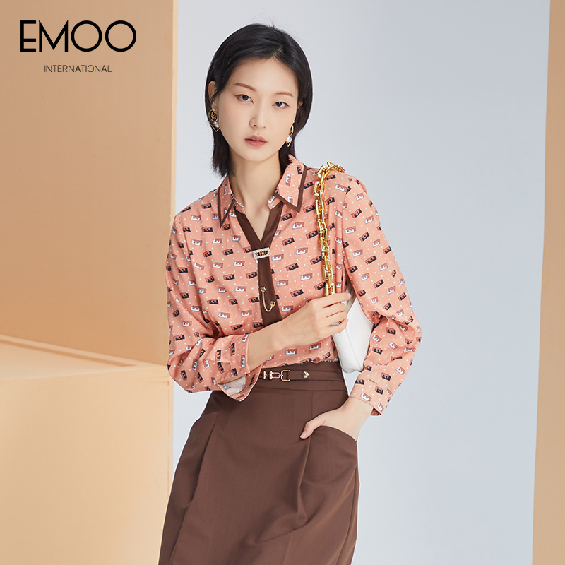 EMOO/杨门秋新款花纹长袖V领套头衬衣时尚印花气质百搭E32T013061
