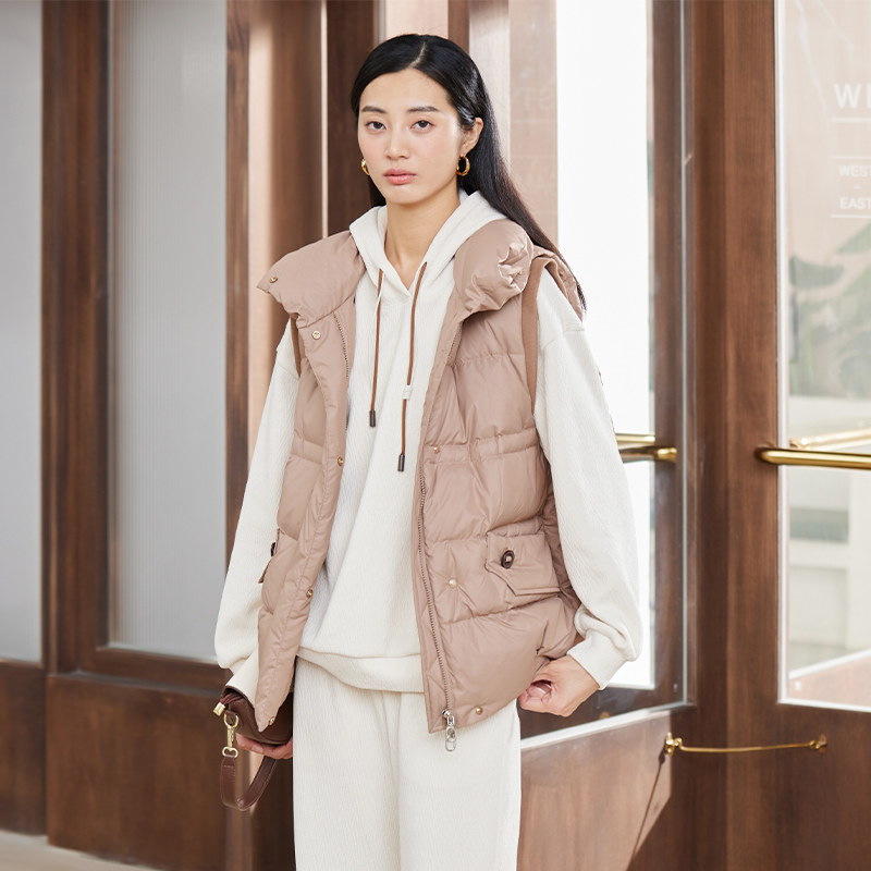 EMOO/杨门羽绒马甲女短款2024冬季新款无袖羽绒服外穿E43M049223