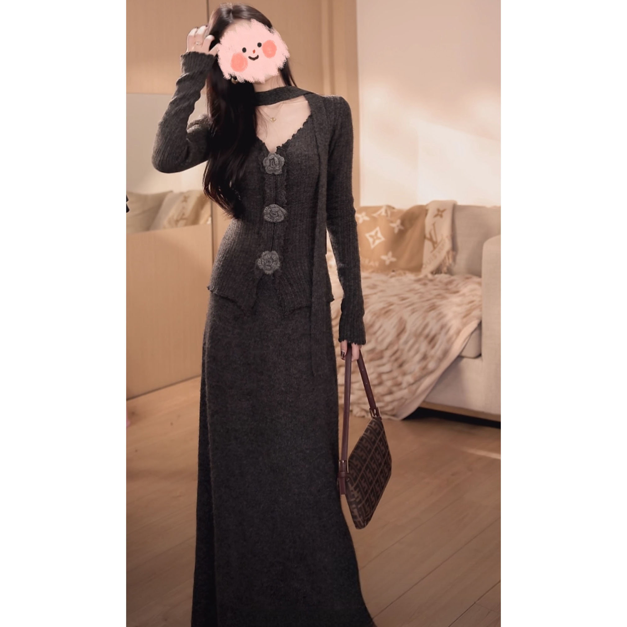 木木小众设计感立体花朵气质飘带针织衫松紧高腰显瘦半身裙两件套