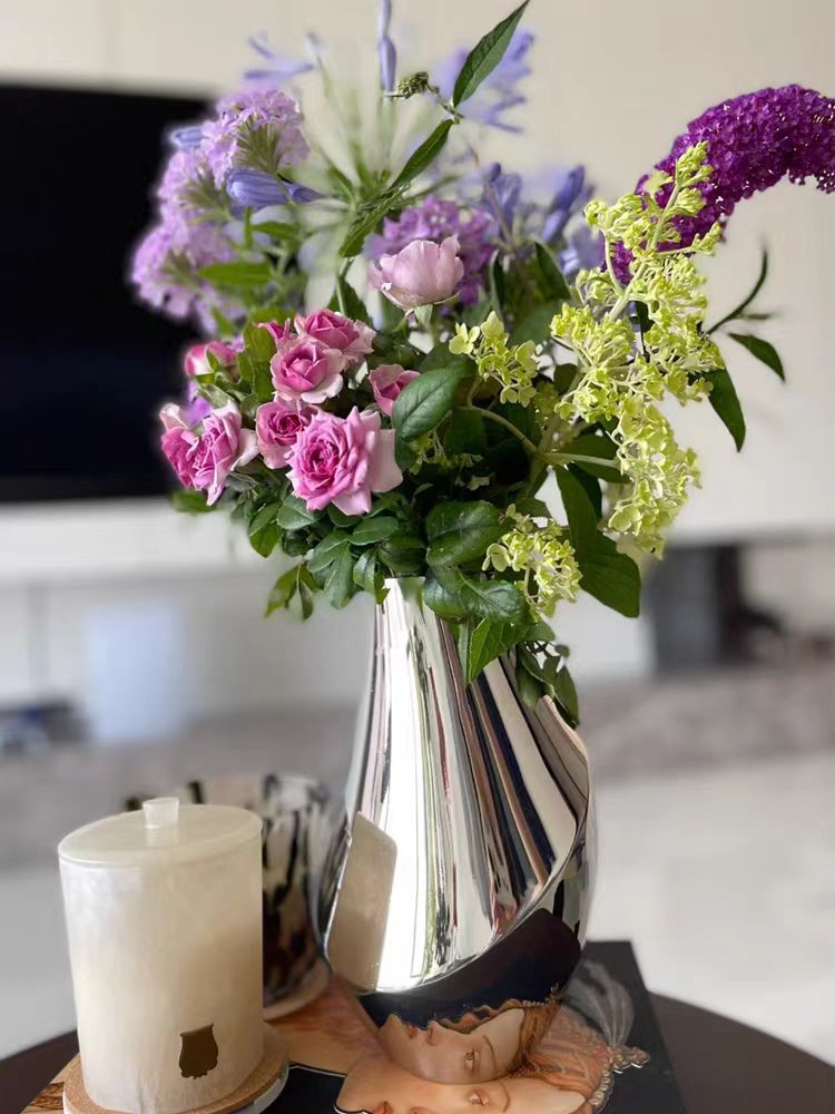 北欧轻奢创意不规则花瓶