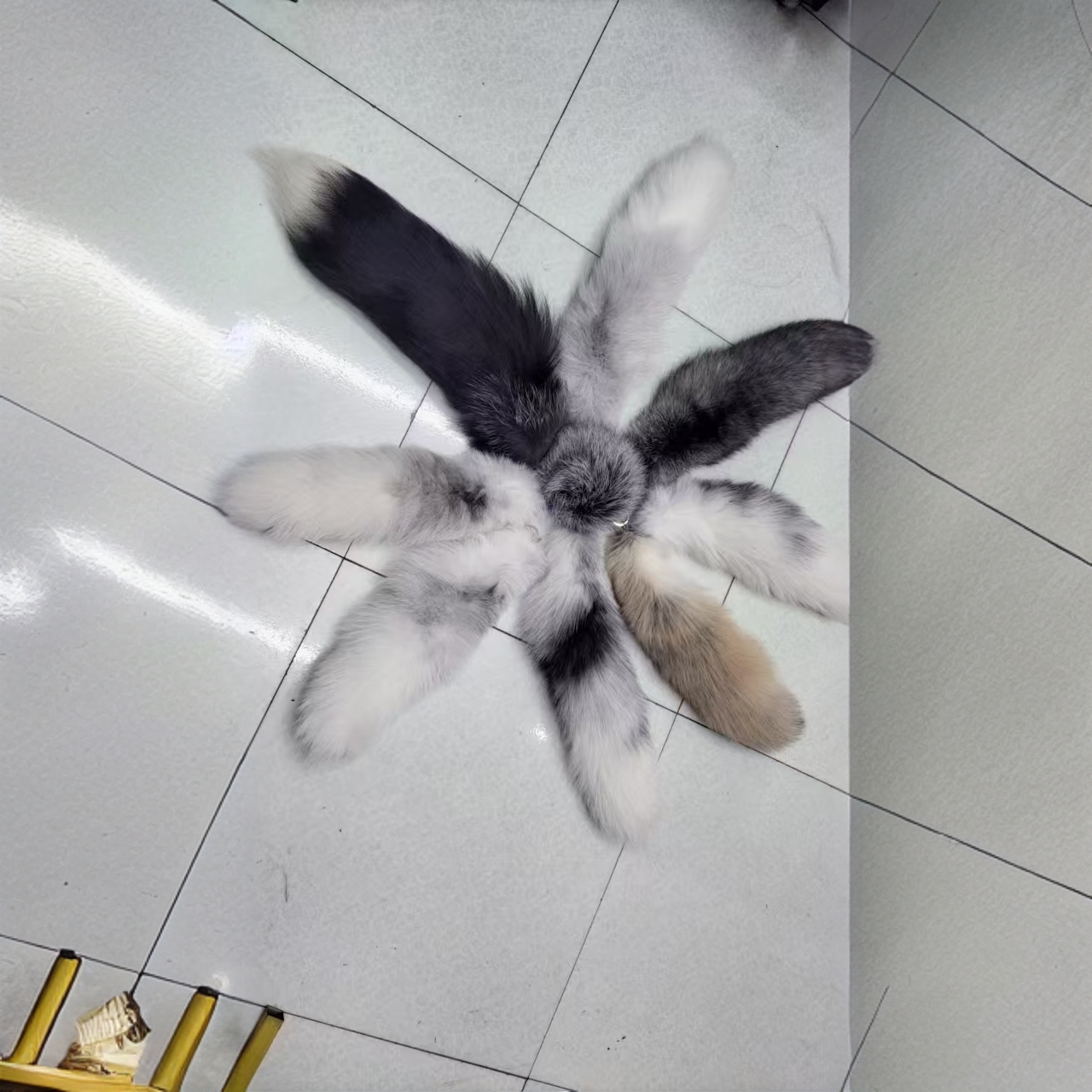 进口狐狸尾巴吊坠，包包汽车钥匙挂件。