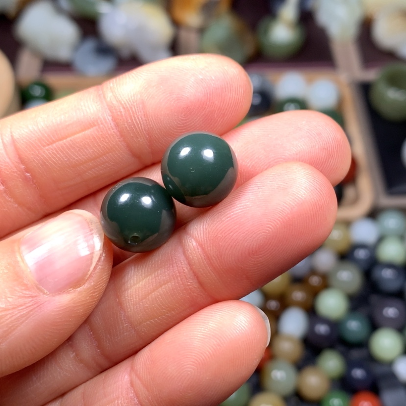 【闪购商品】和田玉珠子未镶嵌桃****吃