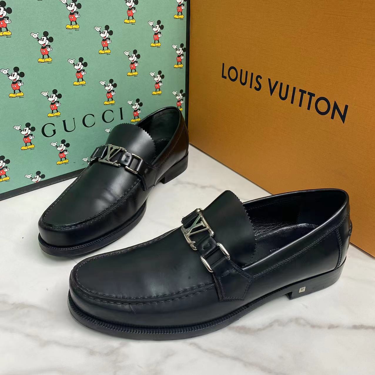 LouisVuitton/路易威登黑色舒适百搭银扣休闲皮鞋/40欧/97新