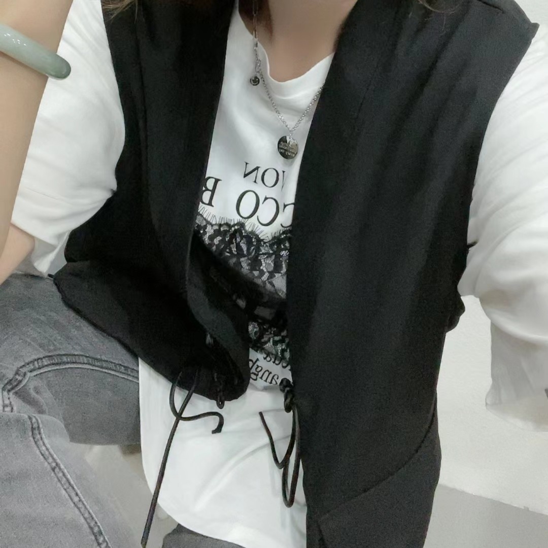 300到399号～女装