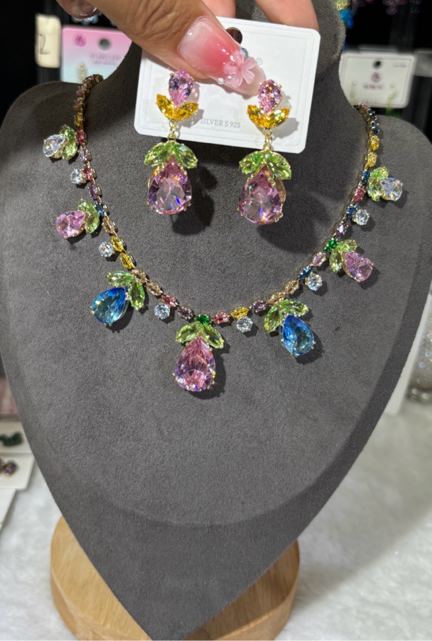 百搭款彩色水滴套装 耳环➕项链一整套