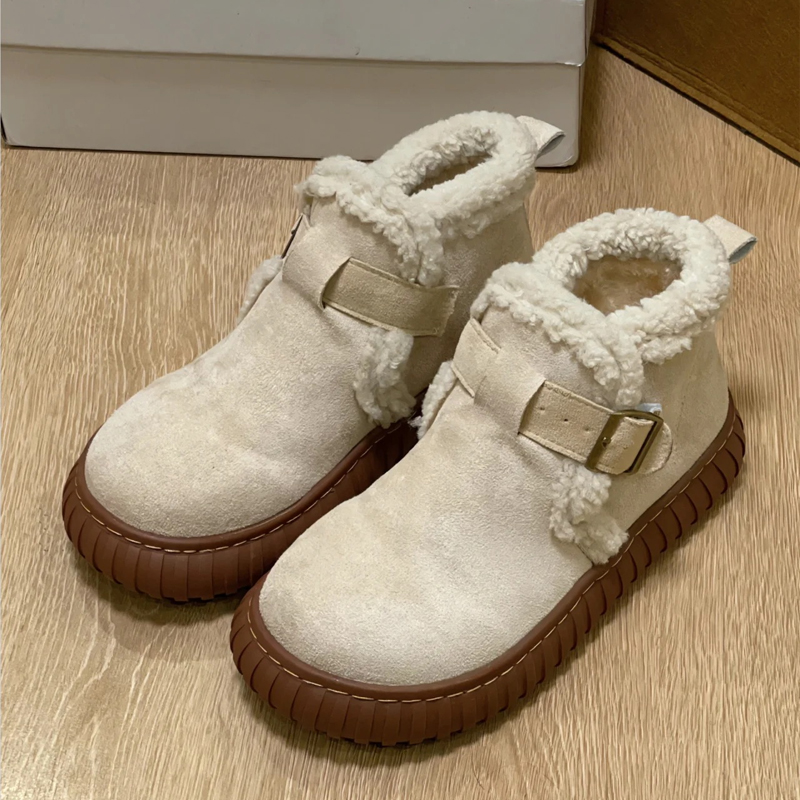 达芙妮沿荐秋冬加绒厚底雪地靴女ins潮款时尚百搭韩版短筒加厚保