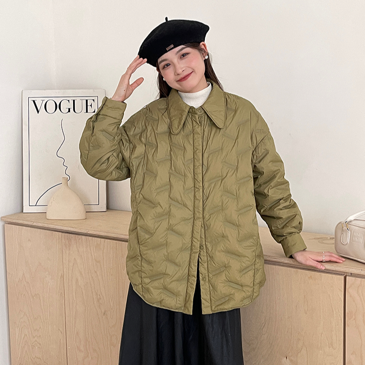 2025衬衣领轻薄羽绒服中长款女秋冬新款宽松轮廓形简约休闲外套