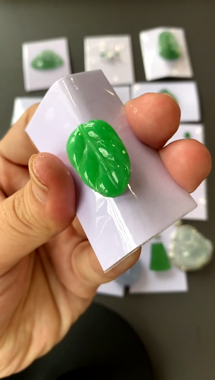 【闪购商品】定制翡翠未镶嵌叶子