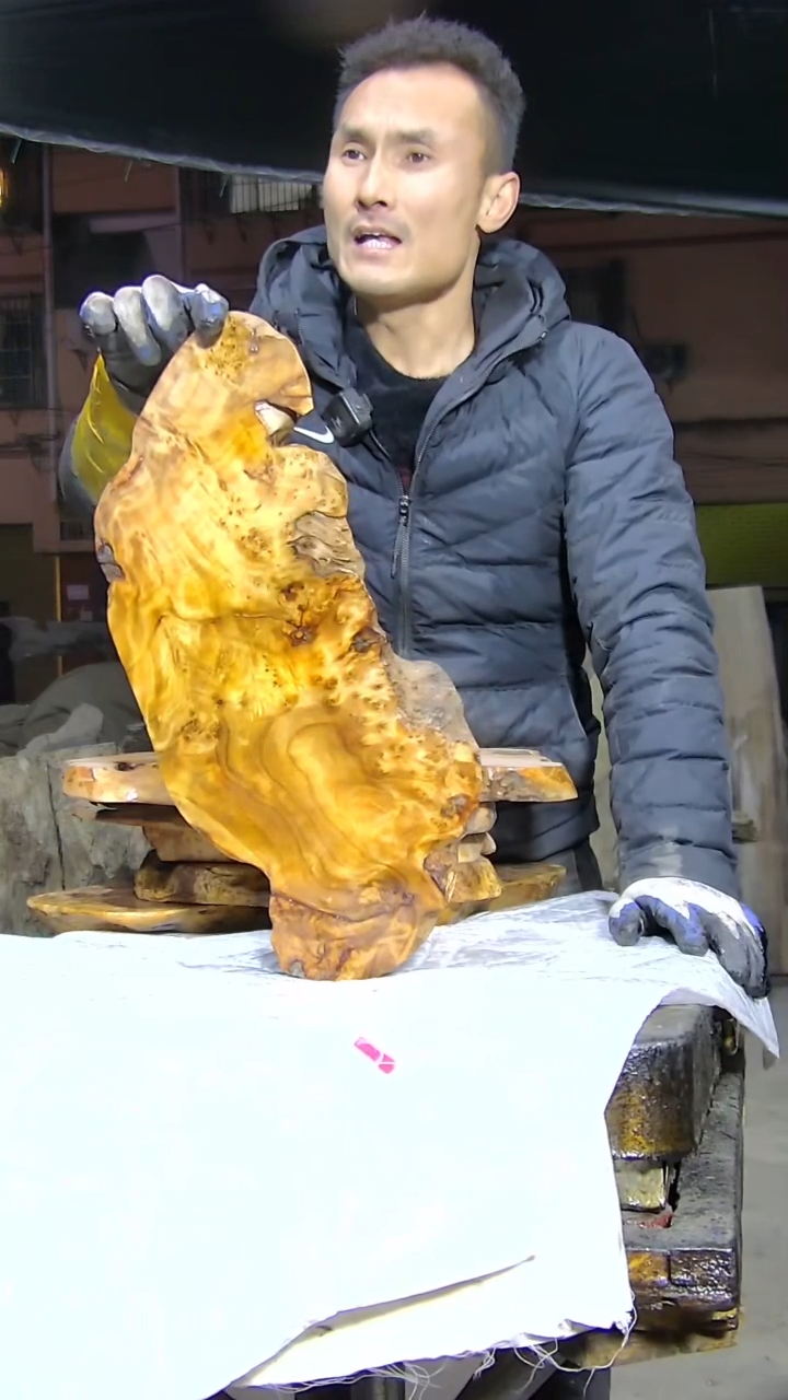 【闪购商品】金丝楠木1