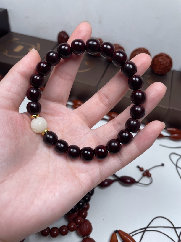 猴头雕刻老型手串10尺寸