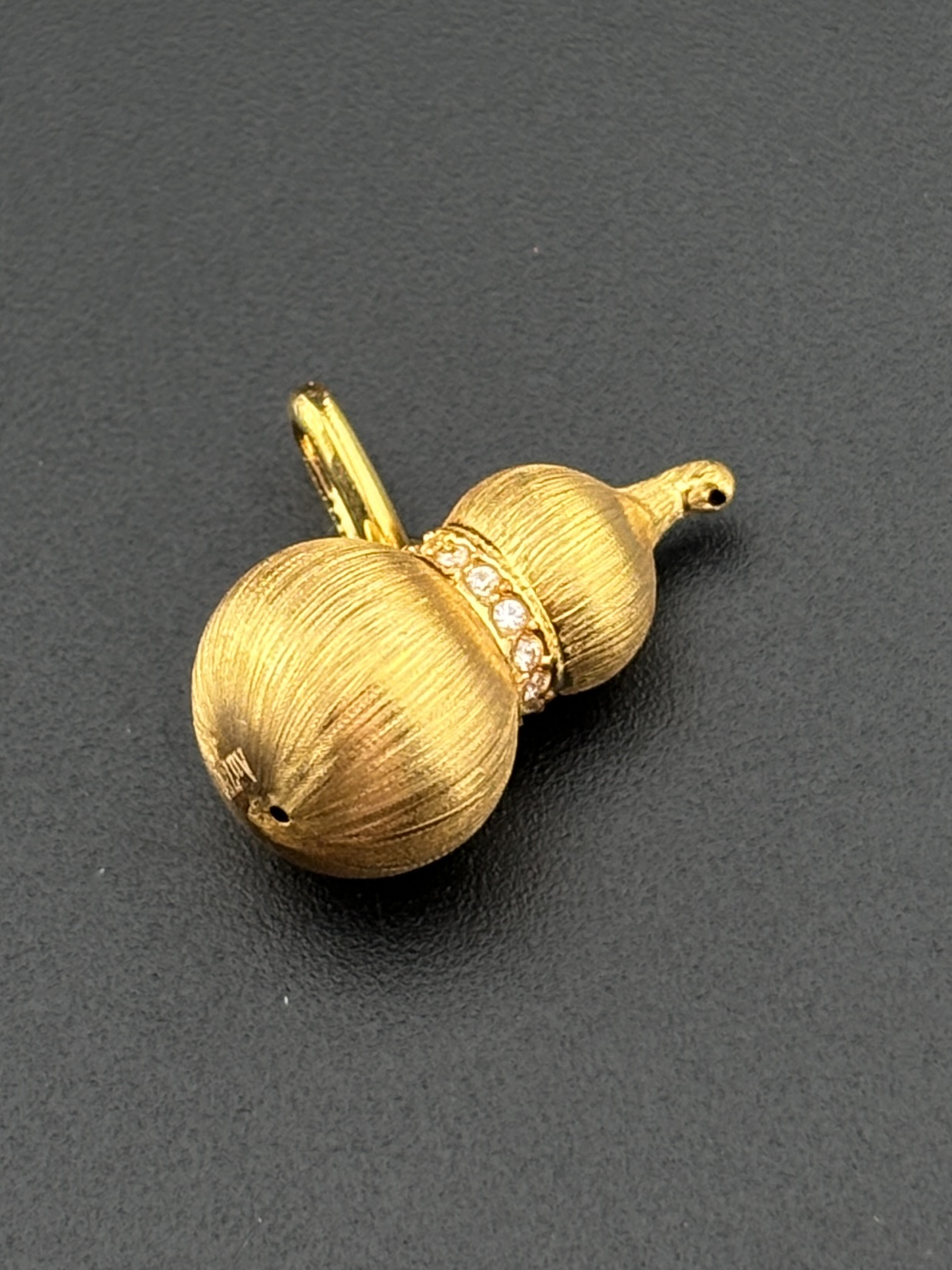 合成锆石18k金 Au750吊坠 拉丝葫芦（莫桑钻）a01