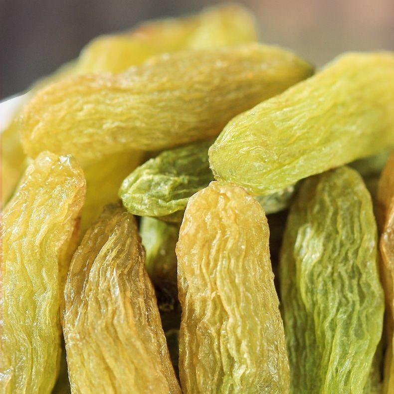 新疆特产干果吐鲁番绿香妃葡萄干特级新疆大粒特级香妃王免洗零食