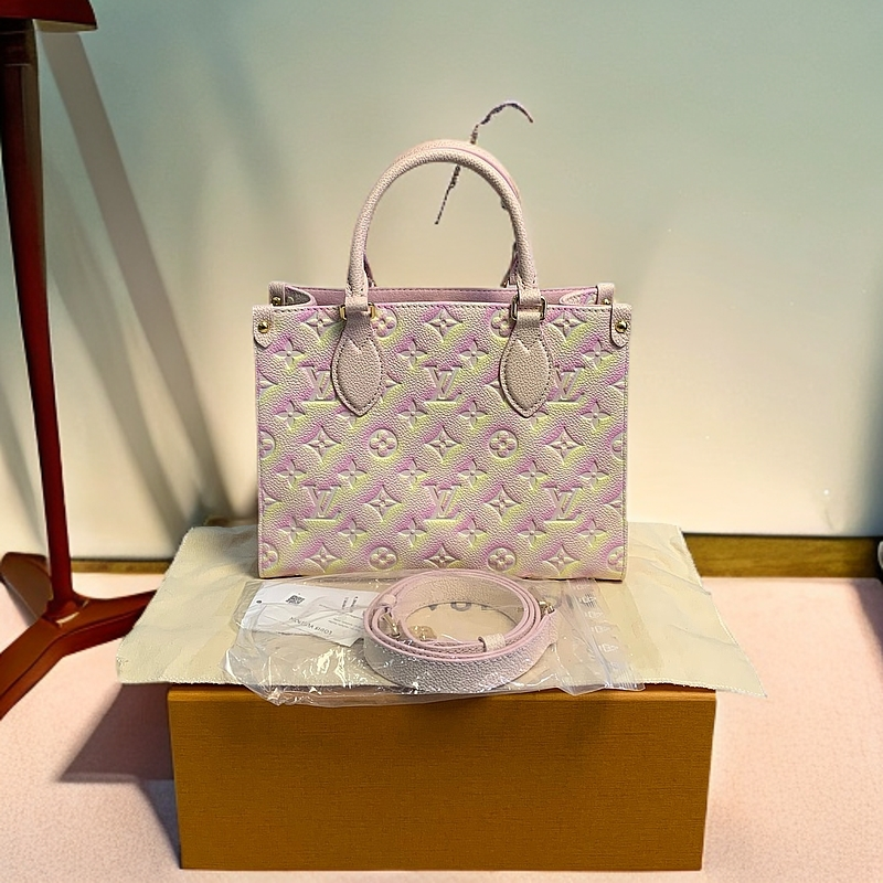 95新 LouisVuitton/路易威登 LV星辰小号onthego单肩包9783994