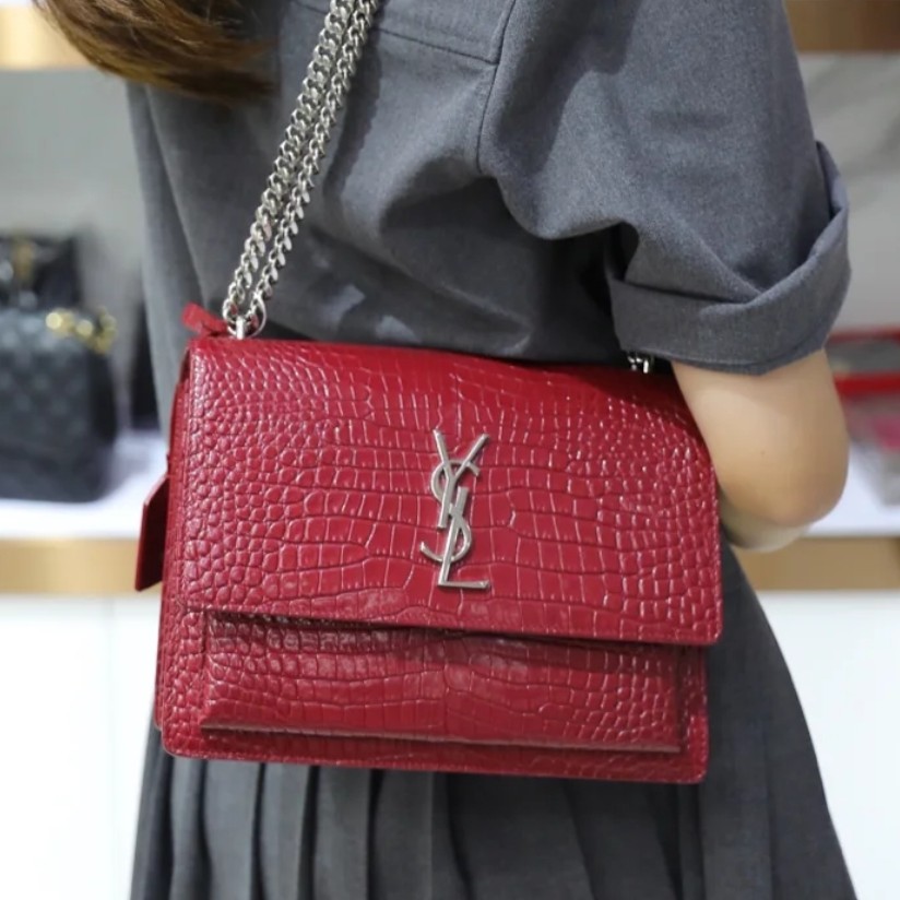 95新 YSL/圣罗兰 红色鳄压纹日落包 单肩包 8530502女包