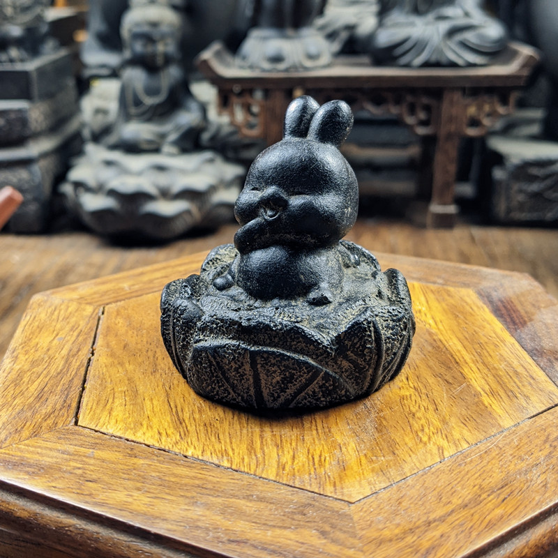 雲植. 仿古坐地生财兔创意迷你小摆件小茶宠动物复古手工