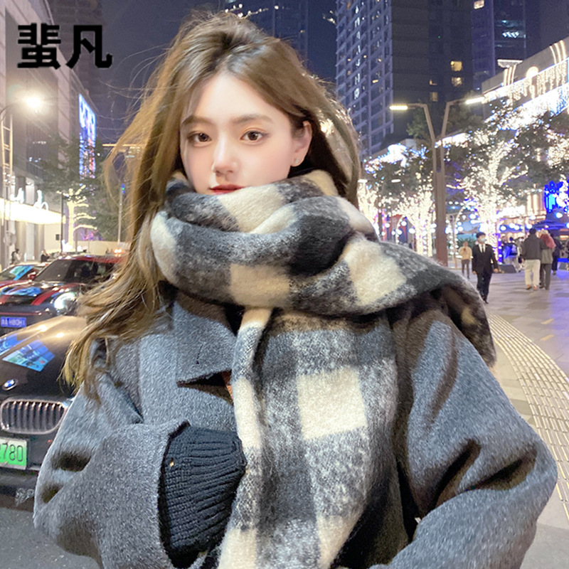 2023新款格子围巾女秋冬季学生时尚百搭保暖羊绒围脖保暖网红加厚