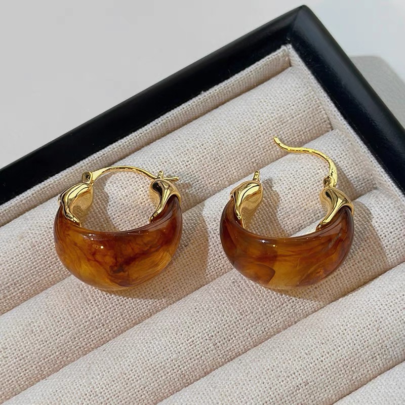 铜合金树脂耳饰 美拉德复古耳环女秋爆款轻奢高级感气质U形耳饰83