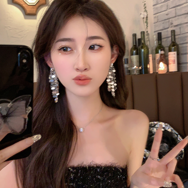 合金耳饰 小众设计高级感金属亮片流苏耳环女轻奢时尚百搭耳饰264