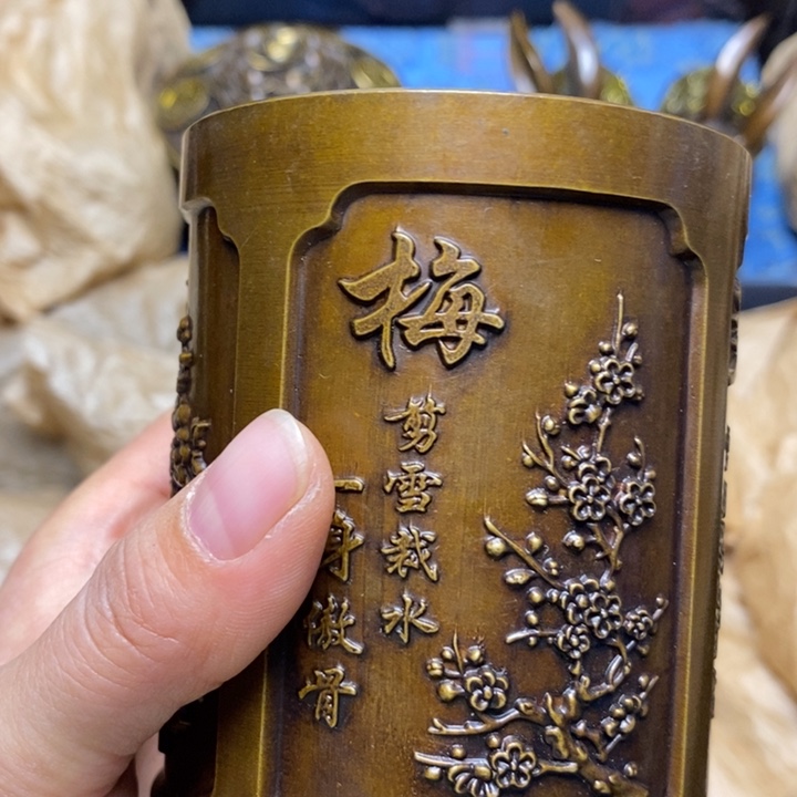 铜器摆件做工精良