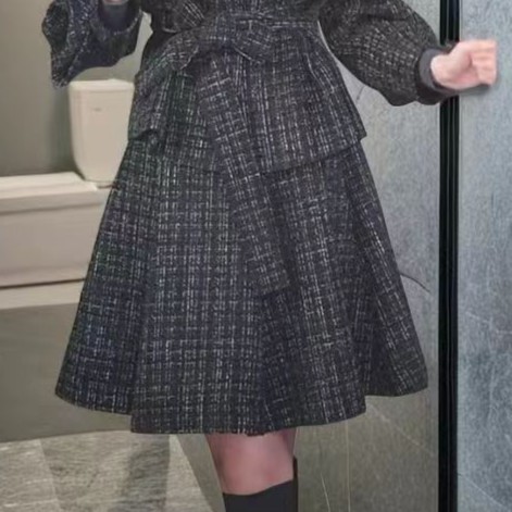 2023黑色秋冬显瘦格子潮流时尚小香风气质百搭休闲女士短裙半身裙
