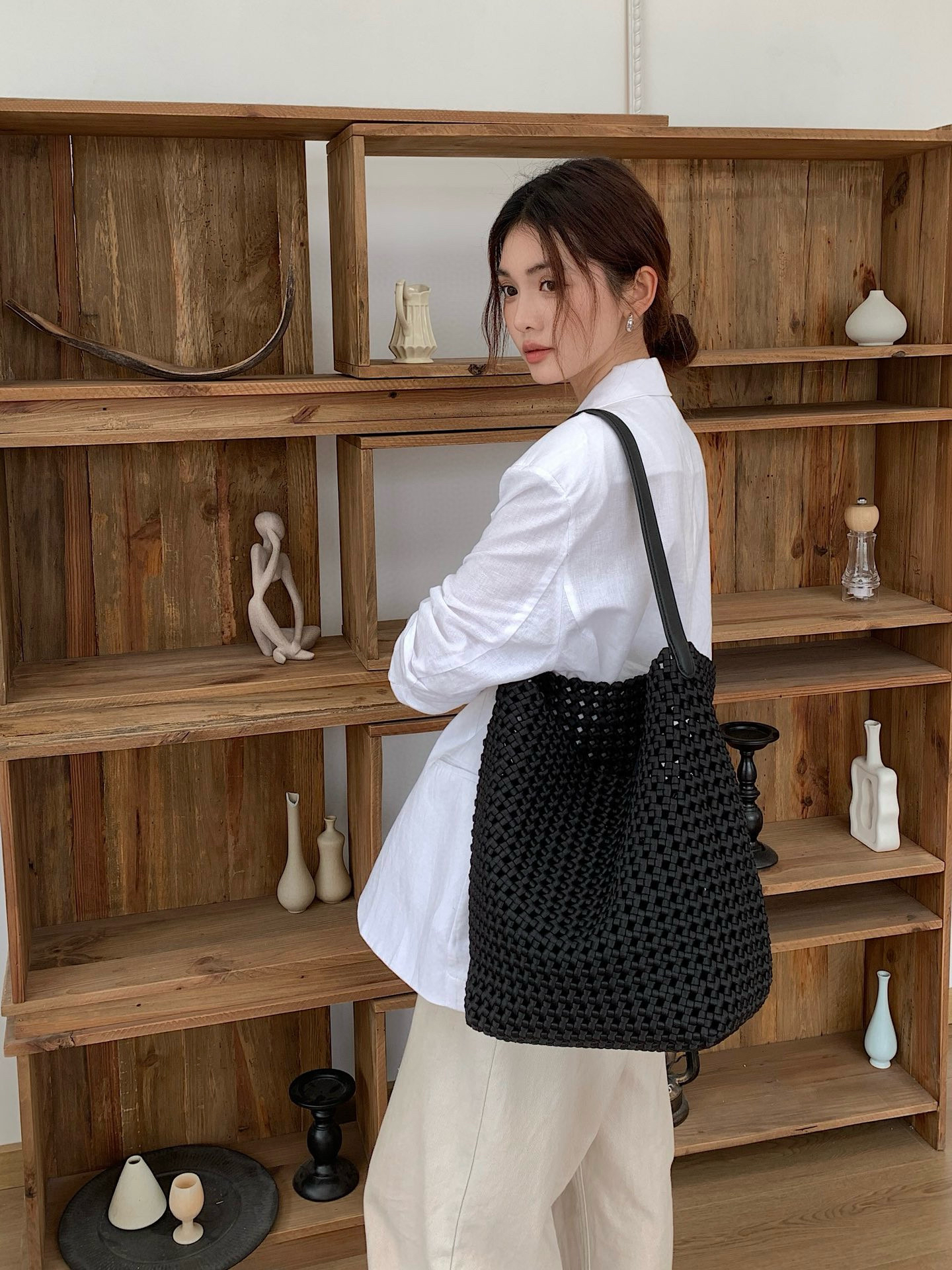 小众设计11271镂空编织牛皮女大容量托特包手提单肩腋下包水桶包