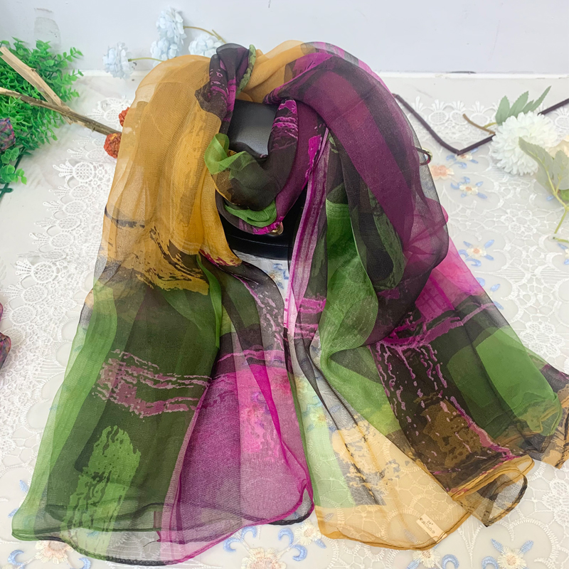 桑蚕丝杭州丝巾拼色时尚围脖薄款气质沙滩巾东风纱围巾