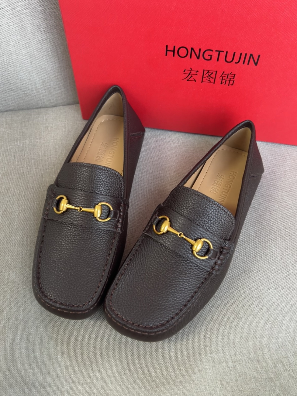 HONGTUJIN经典男款时尚棕色平底皮鞋马衔扣驾车豆豆鞋真皮豆豆鞋