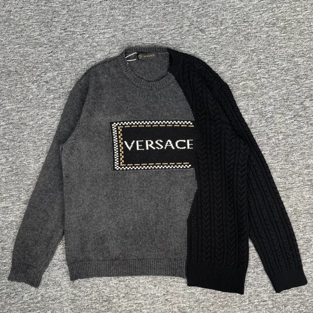 99新 VERSACE/范思哲 拼接针织毛衣/54码/99新/wk0331