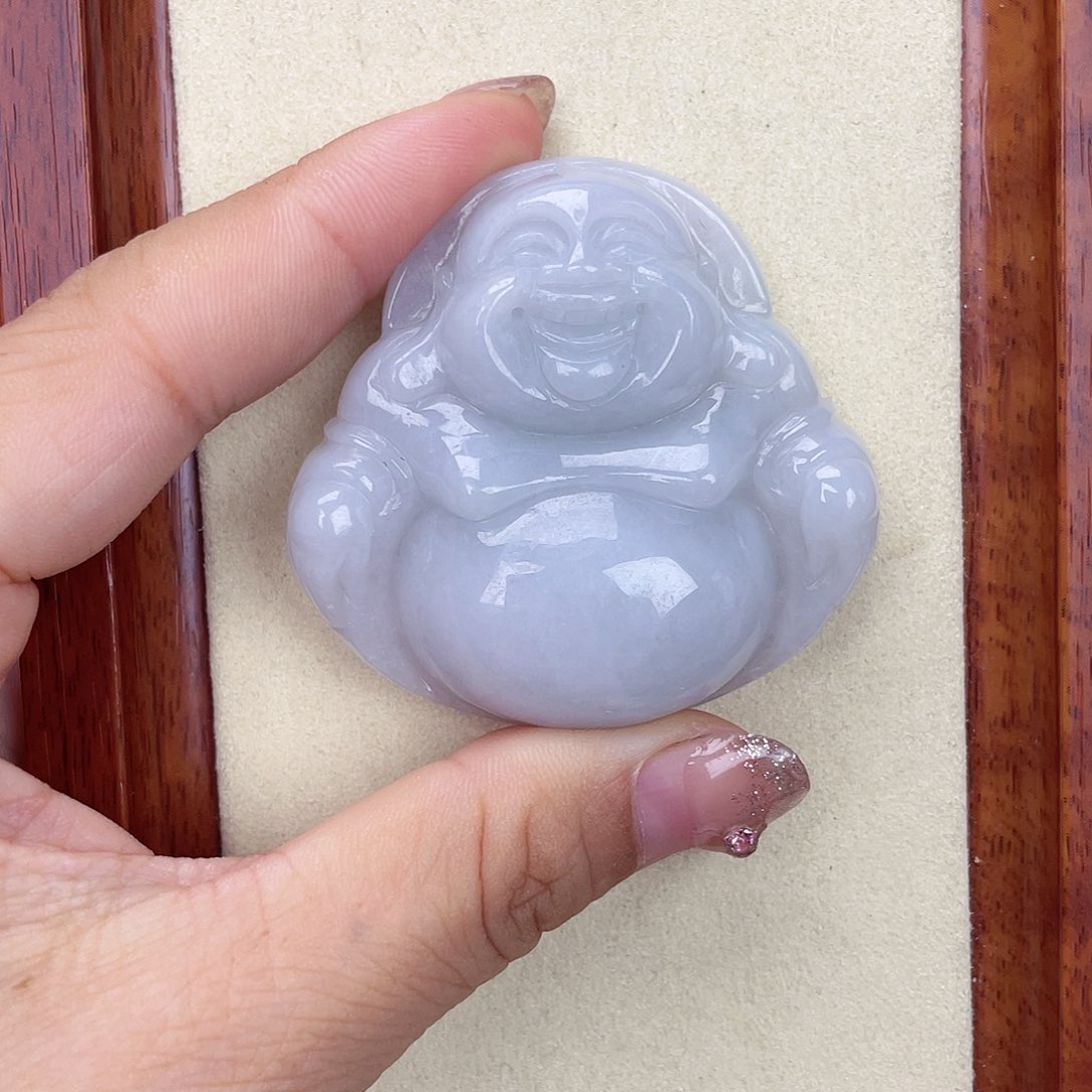 翡翠颈饰未镶嵌佛公
