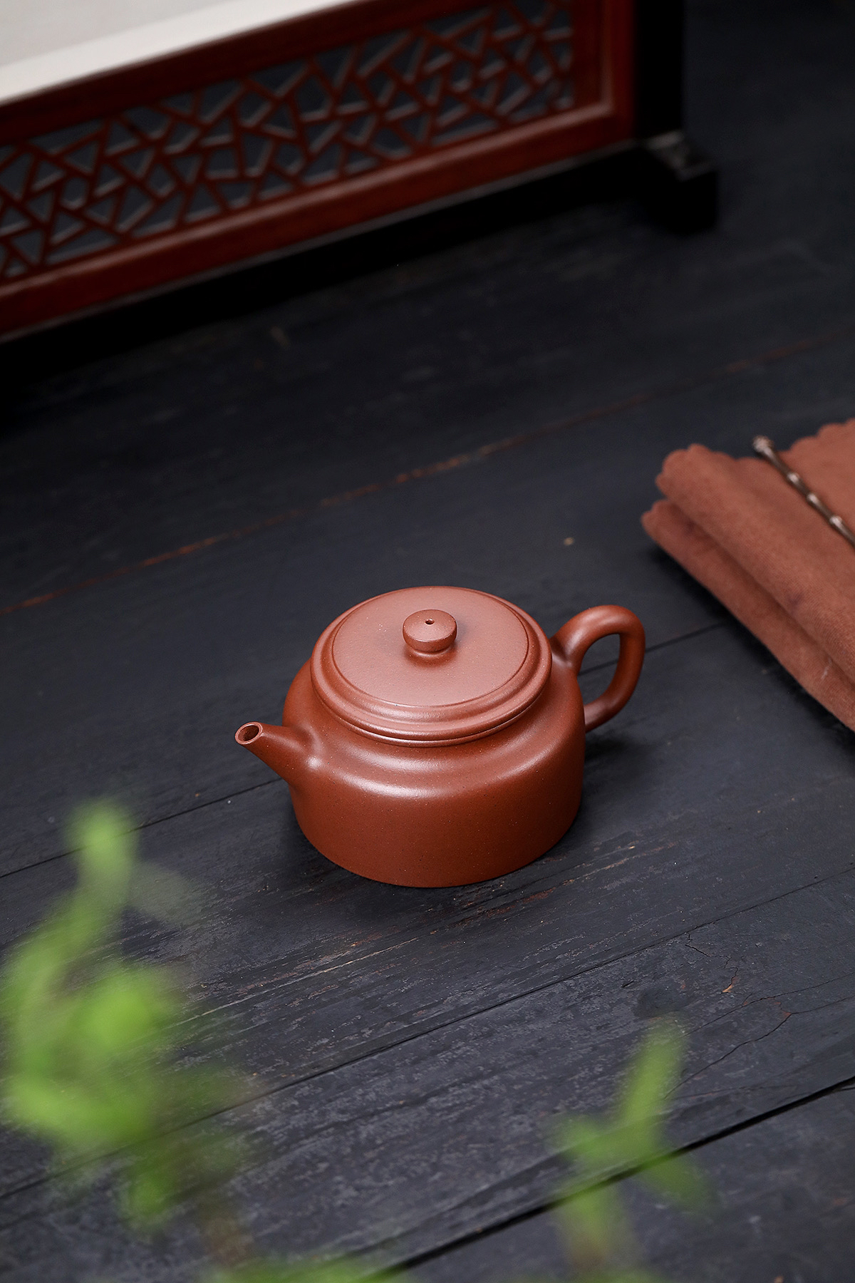 精工半手德中紫砂壶