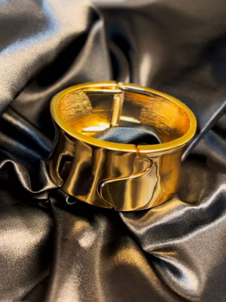 铜合金胸针 A13006手镯孤品