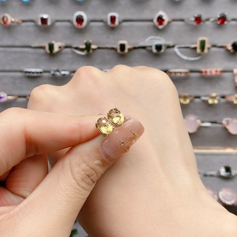 【闪购商品】水晶耳饰银S925镶嵌