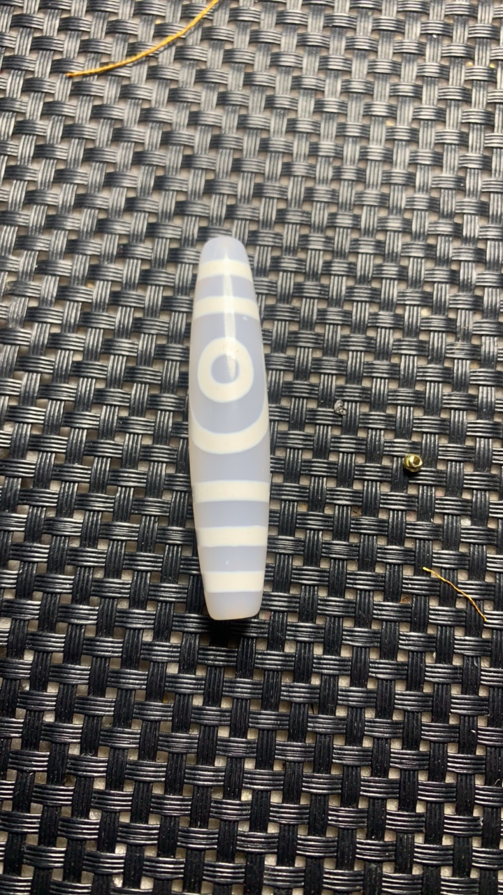 玛瑙雪域系列白色两眼珠寓意和睦美满有称之姻缘之珠
