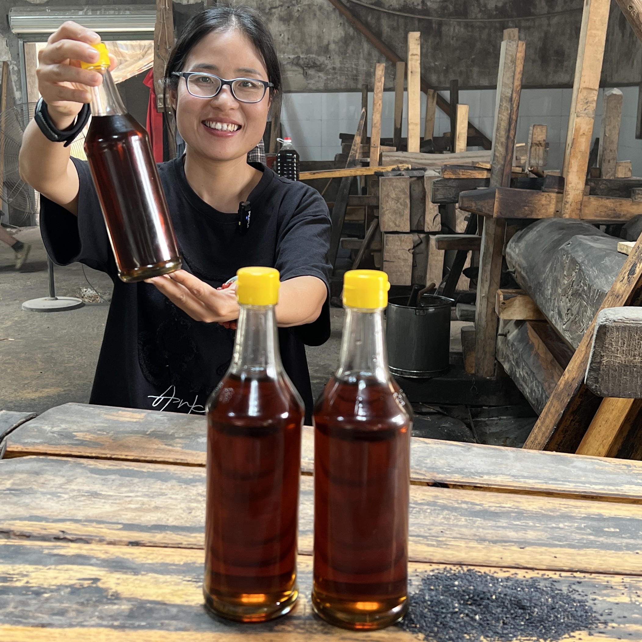 油古法木榨黑芝麻油 （买两斤送一斤菜籽油）