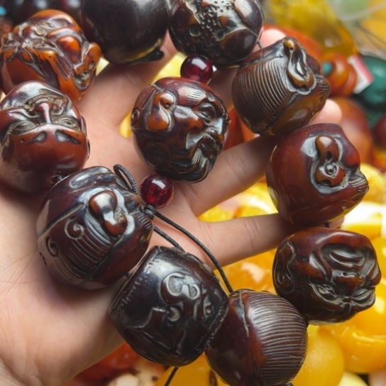 琥珀手串未镶嵌蜜蜡