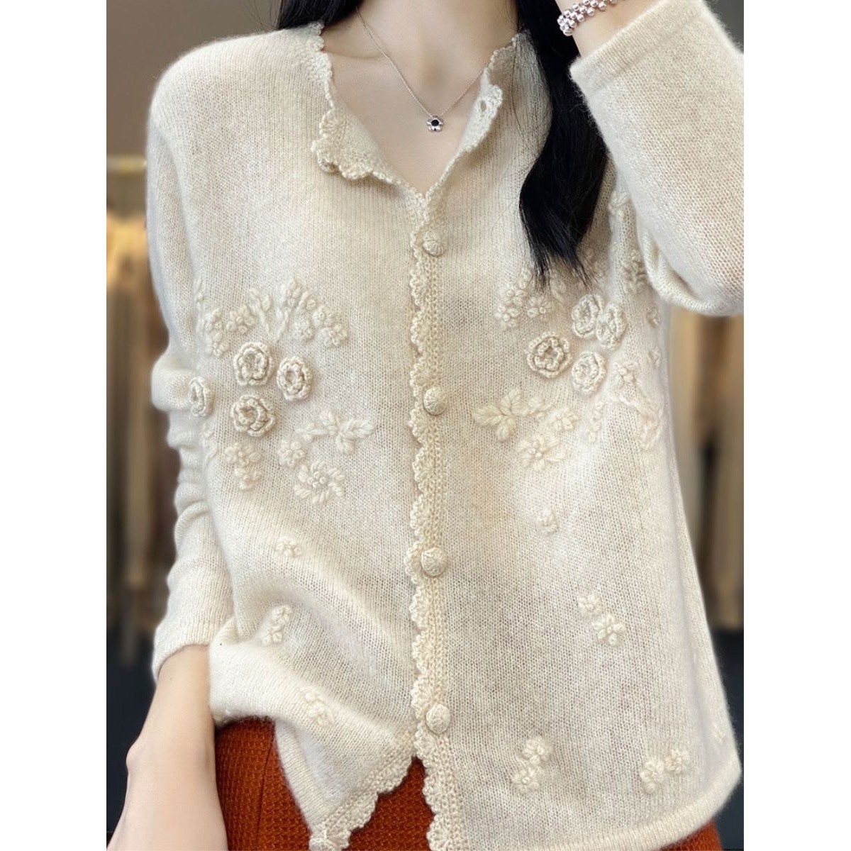 2023春夏空调衫开衫女圆领外搭早春重工手提玫瑰花韩版针织衫外套