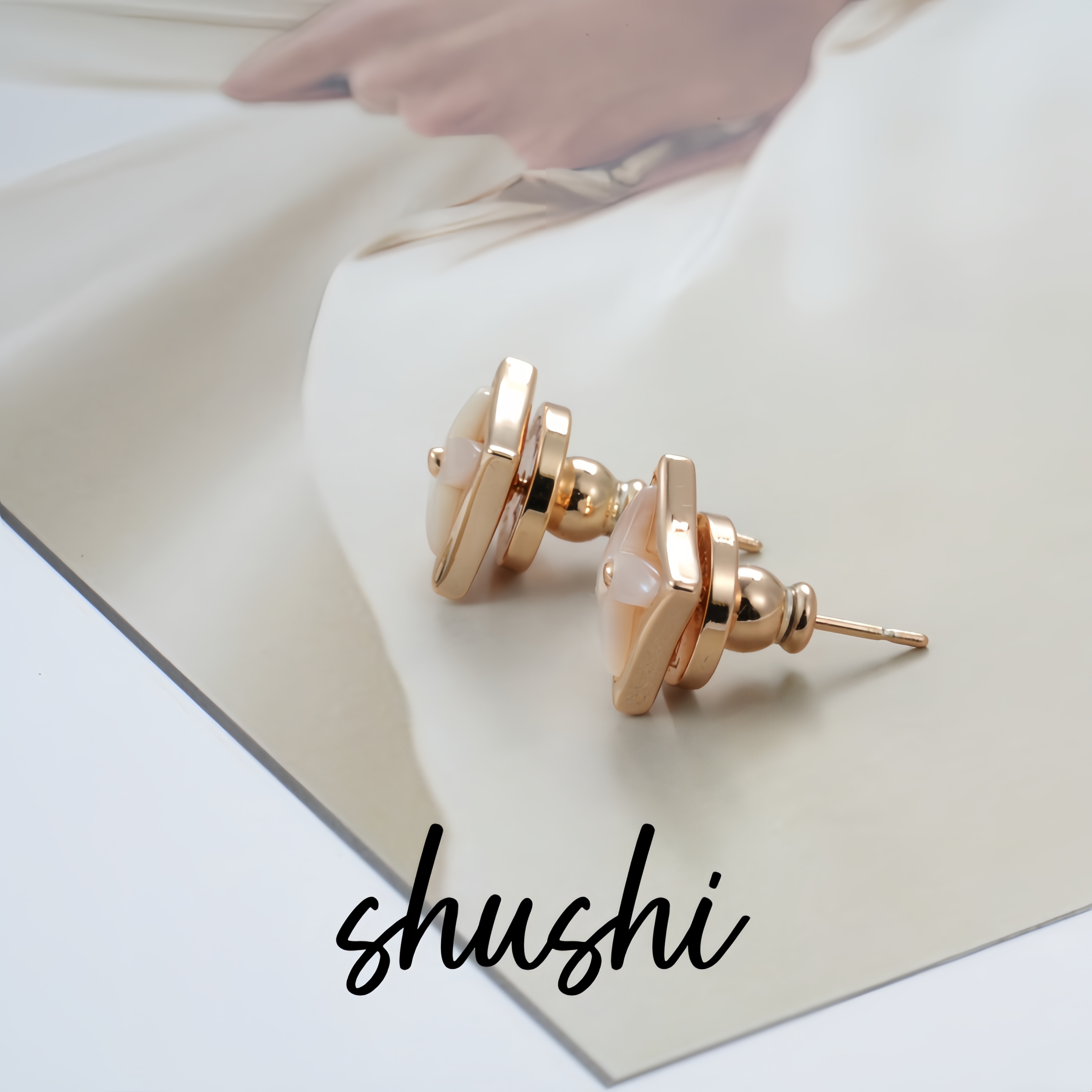 铜合金贝壳耳饰 轻奢时尚气质耳环7183