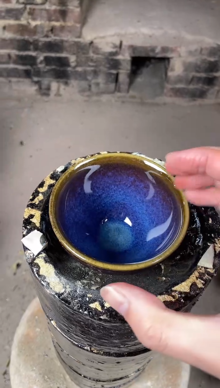 【闪购商品】瓷茶盏星瀚蓝（带礼盒和证书）