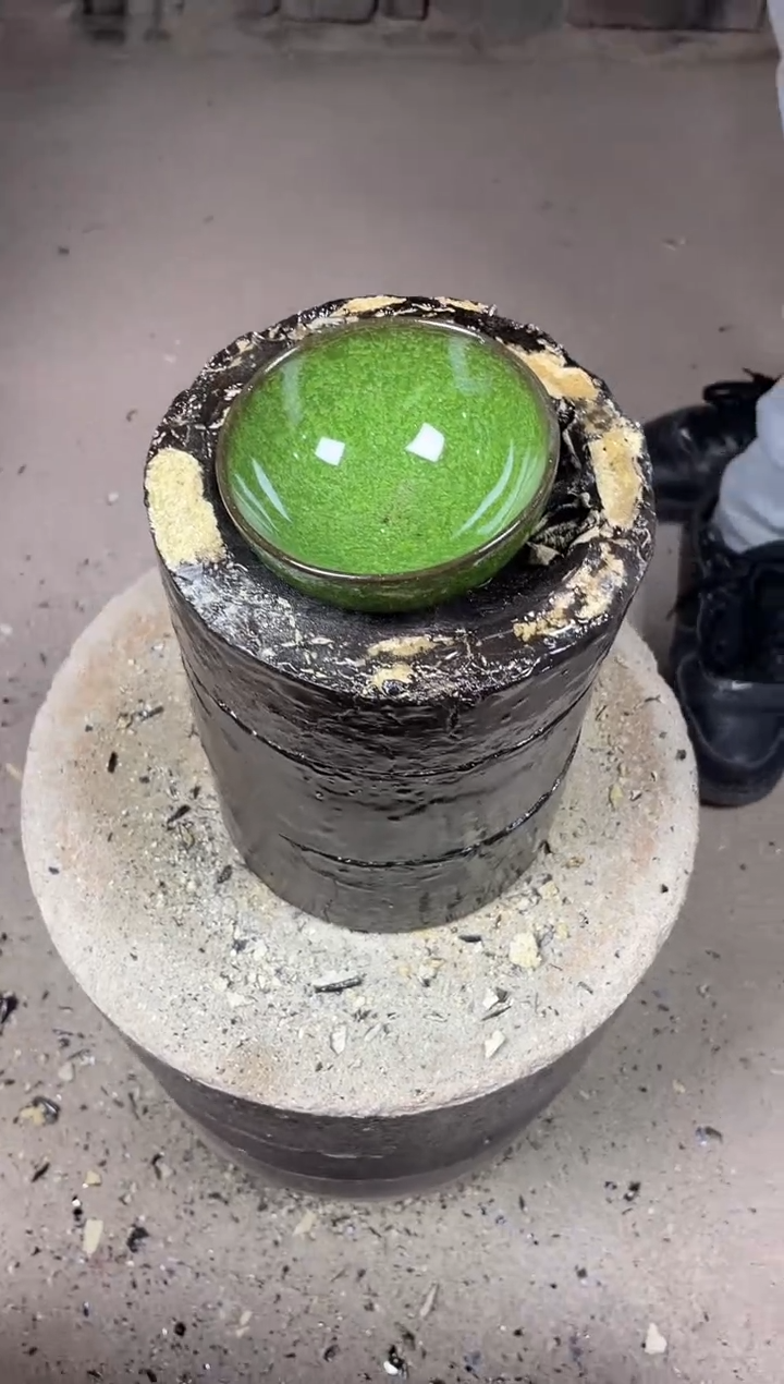 【闪购商品】瓷茶盏翡翠绿冰裂（带礼盒和证书）