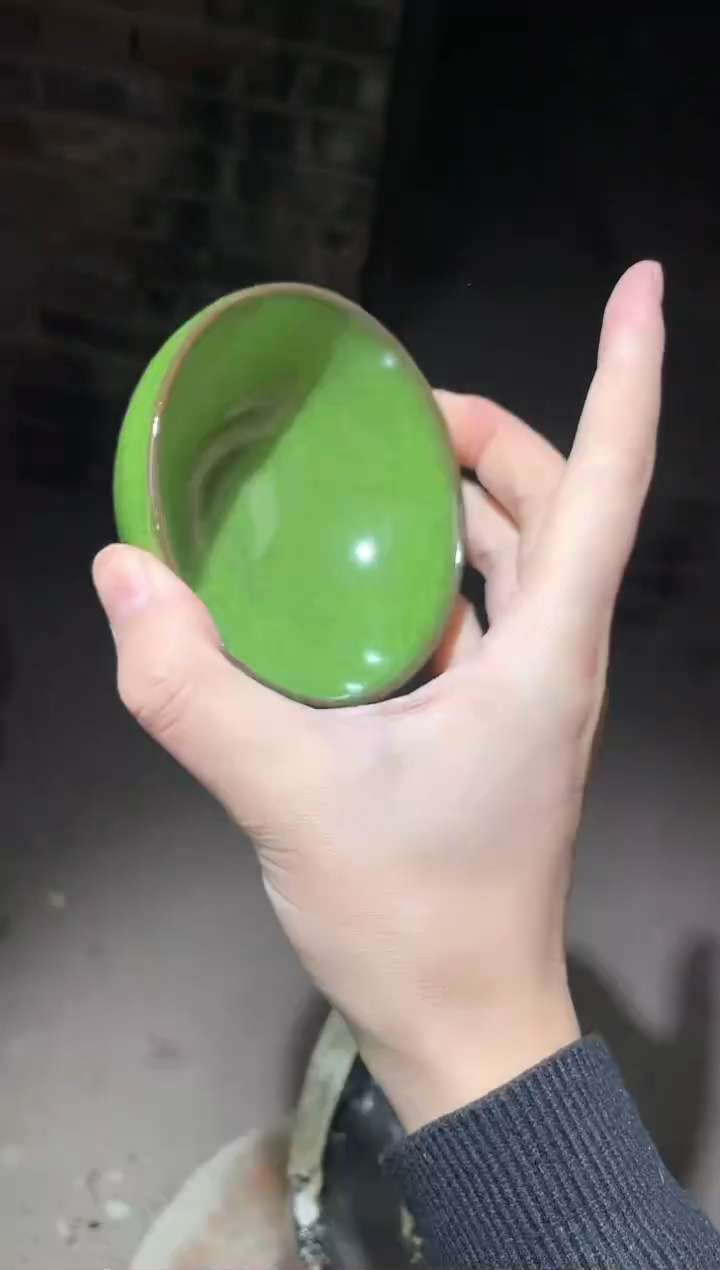 【闪购商品】瓷茶盏翡翠绿冰裂（带礼盒和证书）