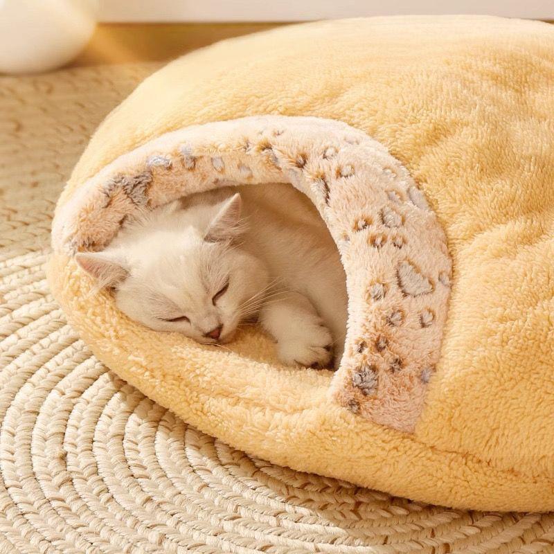 新疆包邮新疆包邮猫窝封闭式躲避屋冬季保暖猫睡袋猫垫子幼猫咪踩