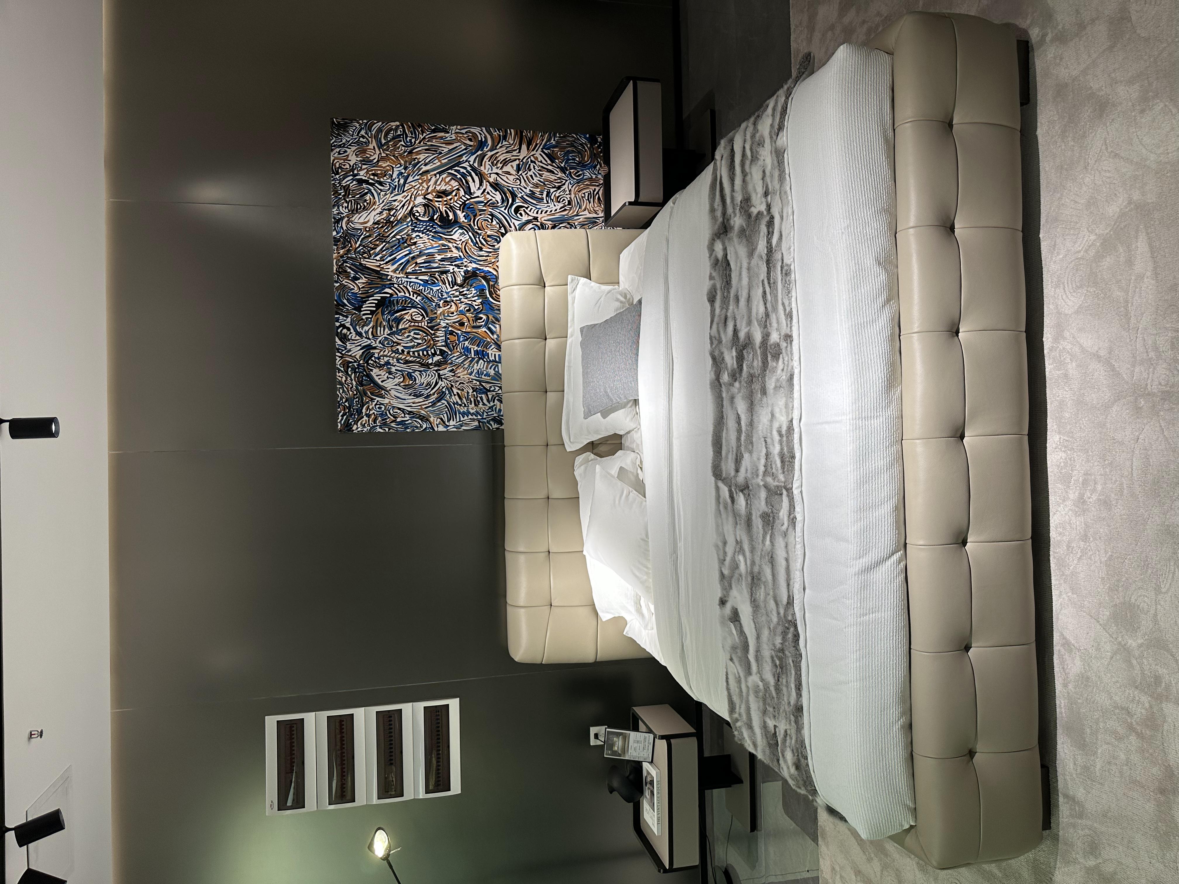 斯琴 棉花糖主卧大床意式简约1.8米落地真皮床极简双人床婚床大气