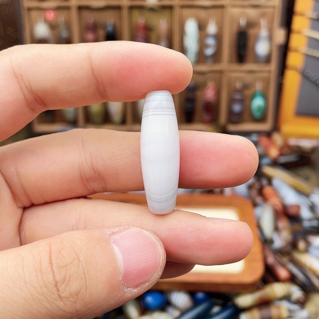 玛瑙/玉髓颈饰合金