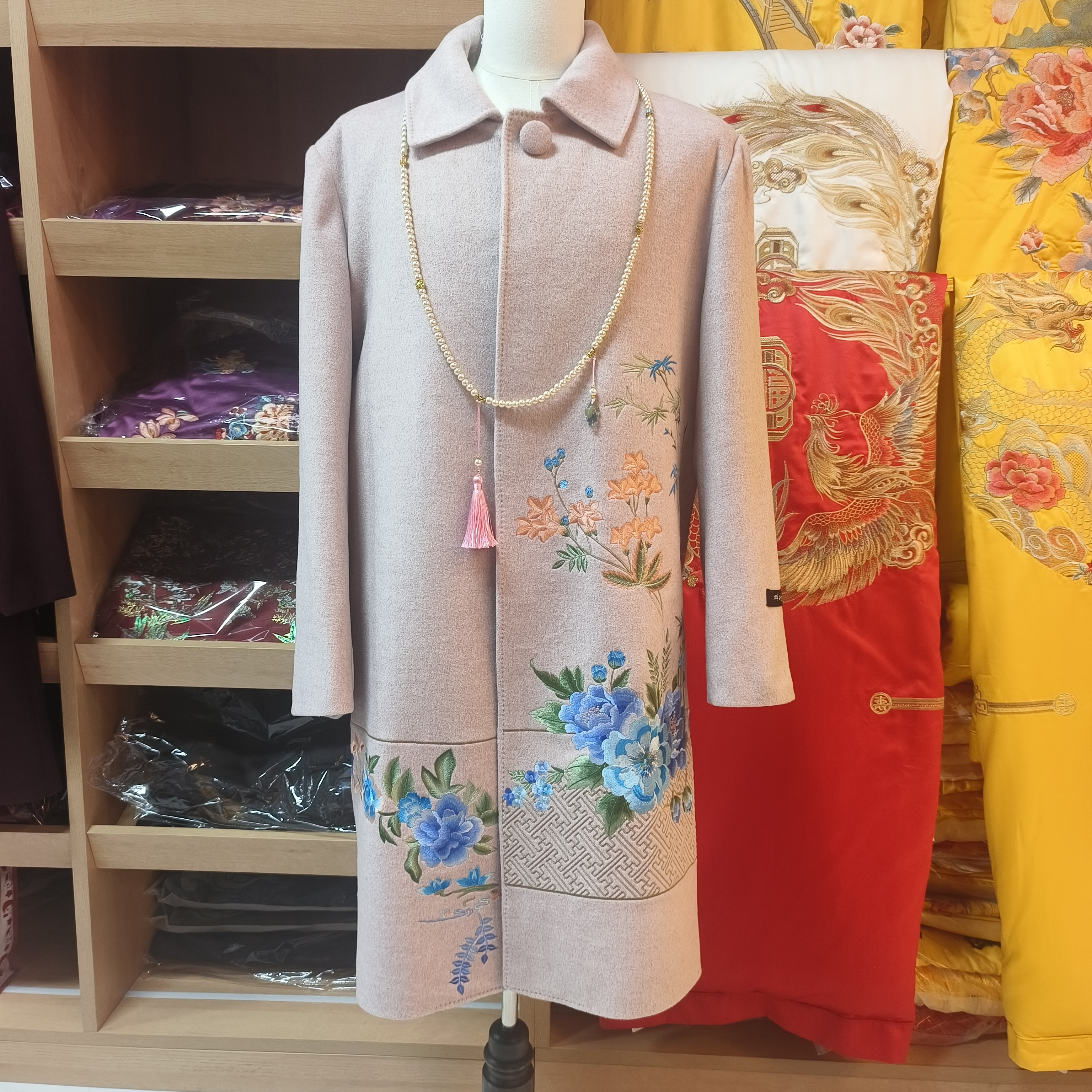 绝代风华女士大衣