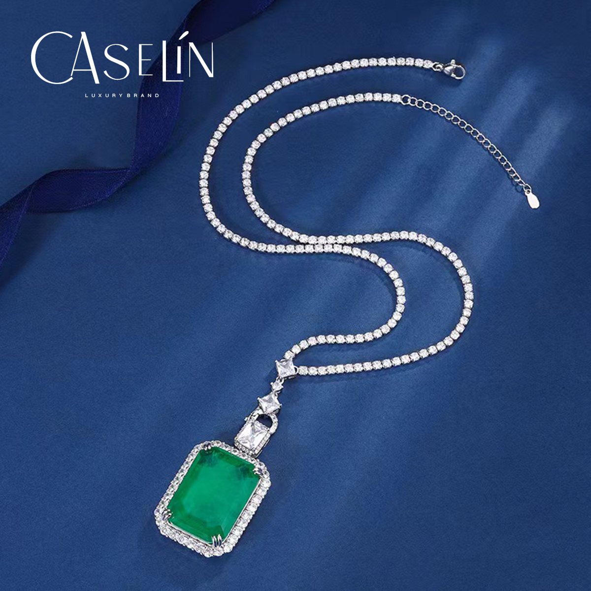 FX 美【高定】绿色方形经典时尚豪华气质项链 ~6483