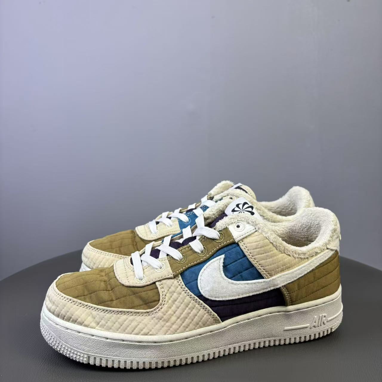 90新 NIKE/耐克 40码 Nike空军一号卡其色球鞋 非原盒