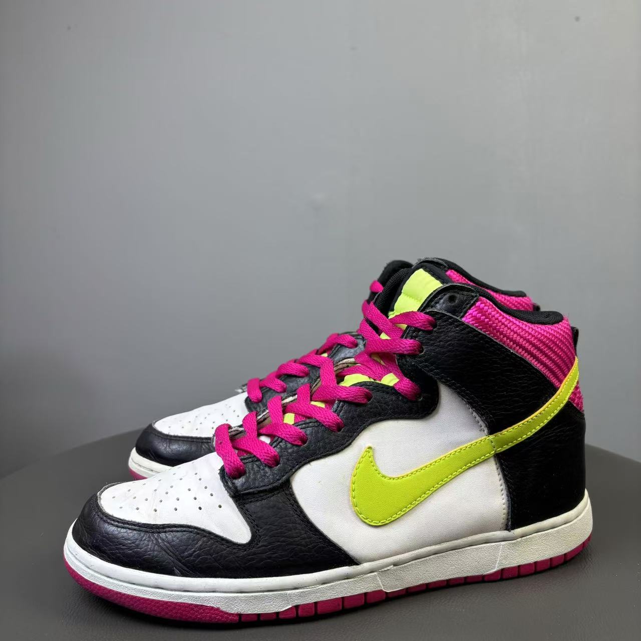 95新 NIKE/耐克 42.5码 Nike dunk伦敦 粉黑球鞋 非原盒