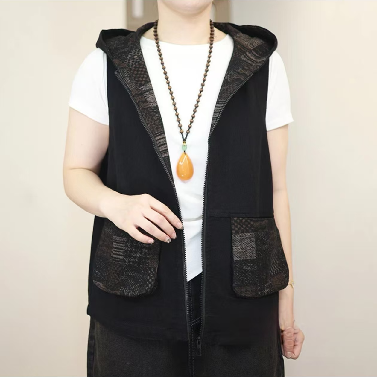 秋季新款连帽牛仔马甲宽松大码马夹洋气百搭上衣无袖开衫时尚背心